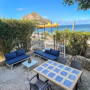Dimore Di Mare - Beachfront , Santa Flavia Italië