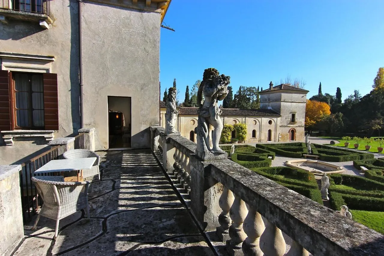 Hotel Villa Giona San Pietro in Cariano Italien