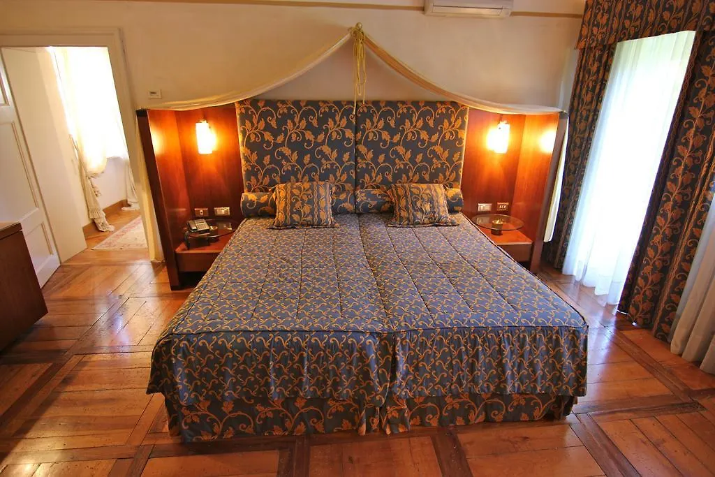 Hotel Villa Giona San Pietro in Cariano 4*,  Italien